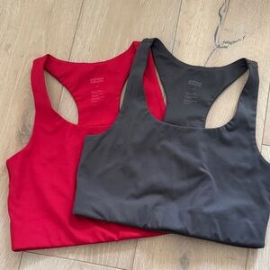 Girlfriend Collective set 2 bras Red and Gray size medium
